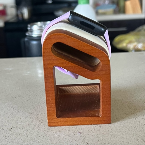 FITBIT Inspire 3 (excellent condition) - Picture 6 of 8